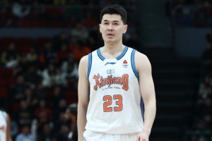 文班VS亚历山大！MVP前三在分区决赛打抢七 82年伯德J博士后首对